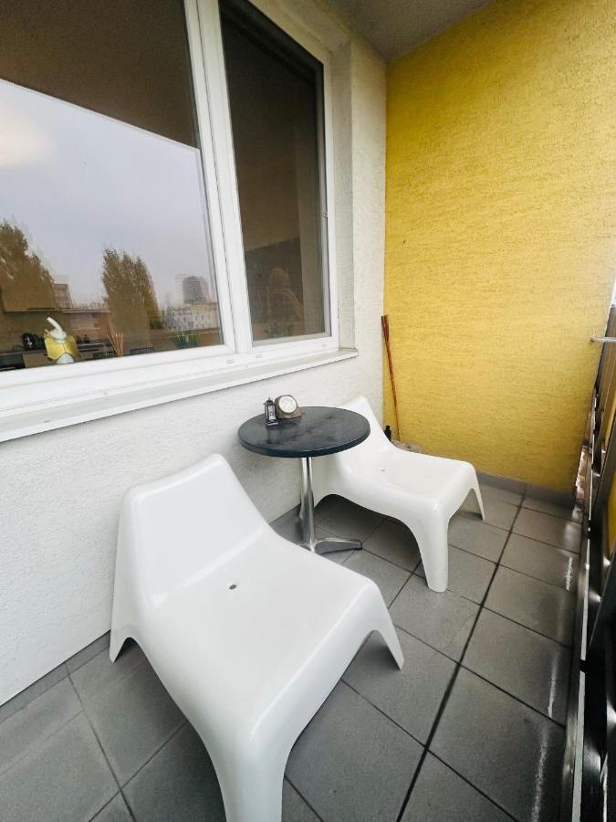 After Six Apartment Bratislava Extérieur photo